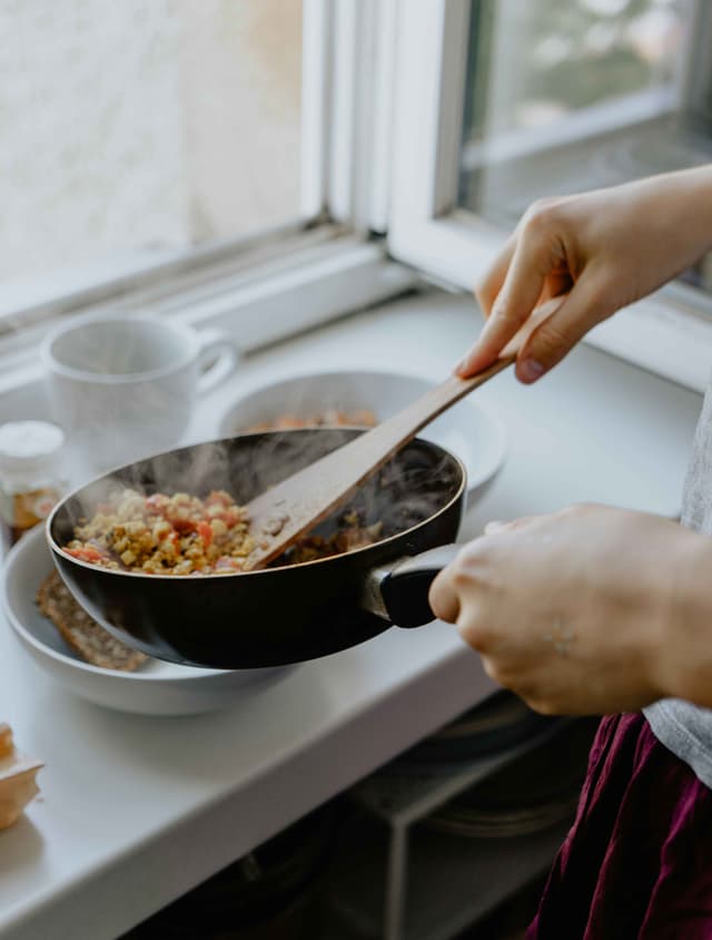 10 Quick & Easy Recipes for Busy Weeknights